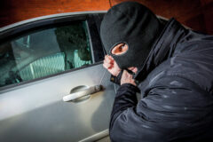 zabezpieczenie samochodu przed kradzieżą