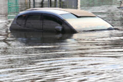 auto po powodzi