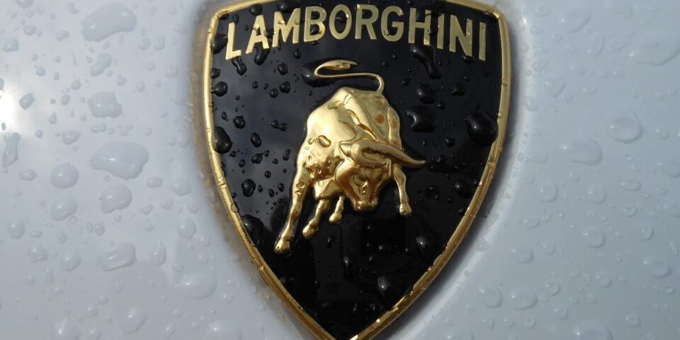 Lamborghini (2)