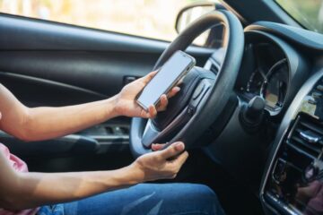 Jak połączyć telefon z samochodem przez Bluetooth Toyota