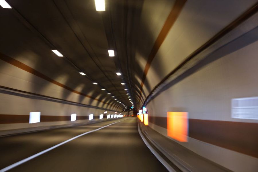 tunel pod Ursynowem - najdłuższy podziemny przejazd drogowy w Polsce
